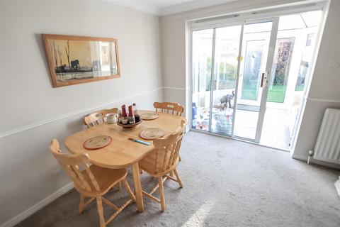 14 Acle Meadows, Newton Aycliffe, DL5 4XD