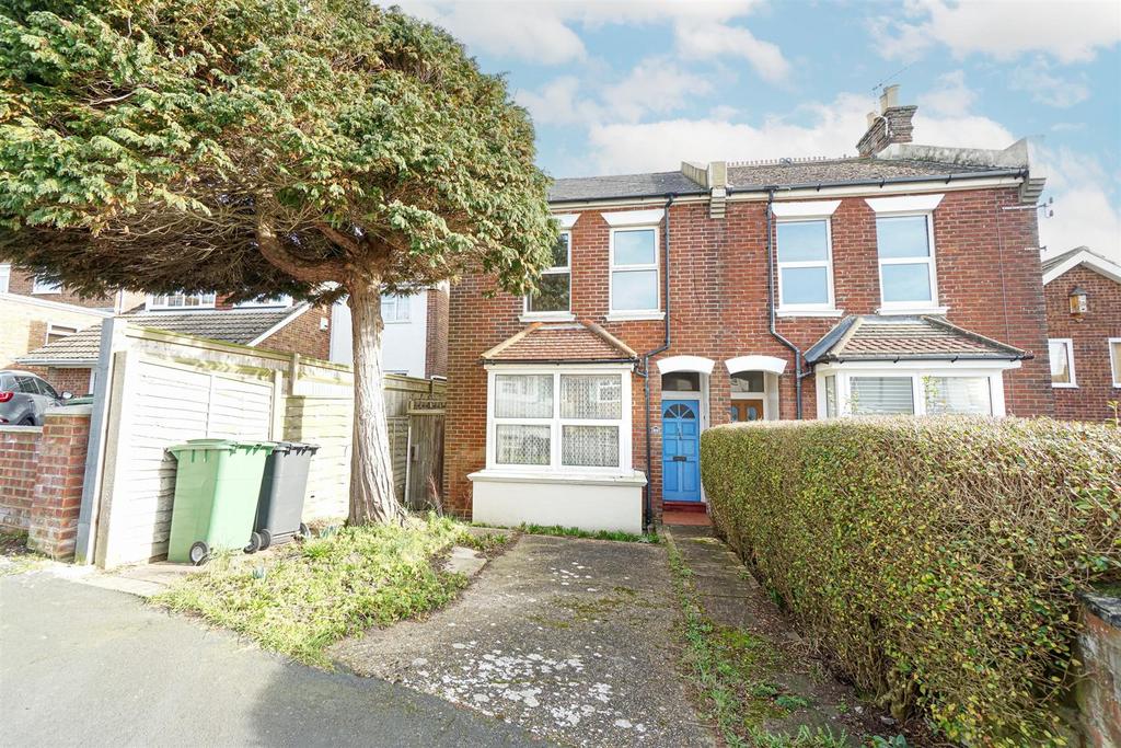 Athelstan Road, Hastings 2 bed semidetached house for sale £230,000