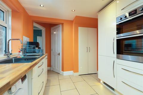 19 Gray Street, PH2 0JL