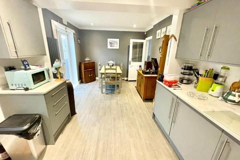 4 Portrush Close, Saltersgill, Middlesbrough, TS4 3HY