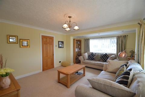 43 Ashfields Road, Shrewsbury, SY1 3SB