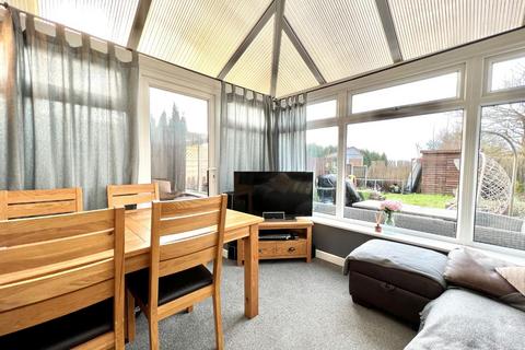 3 bedroom terraced house for sale, The Crescent, Worsthorne, Burnley