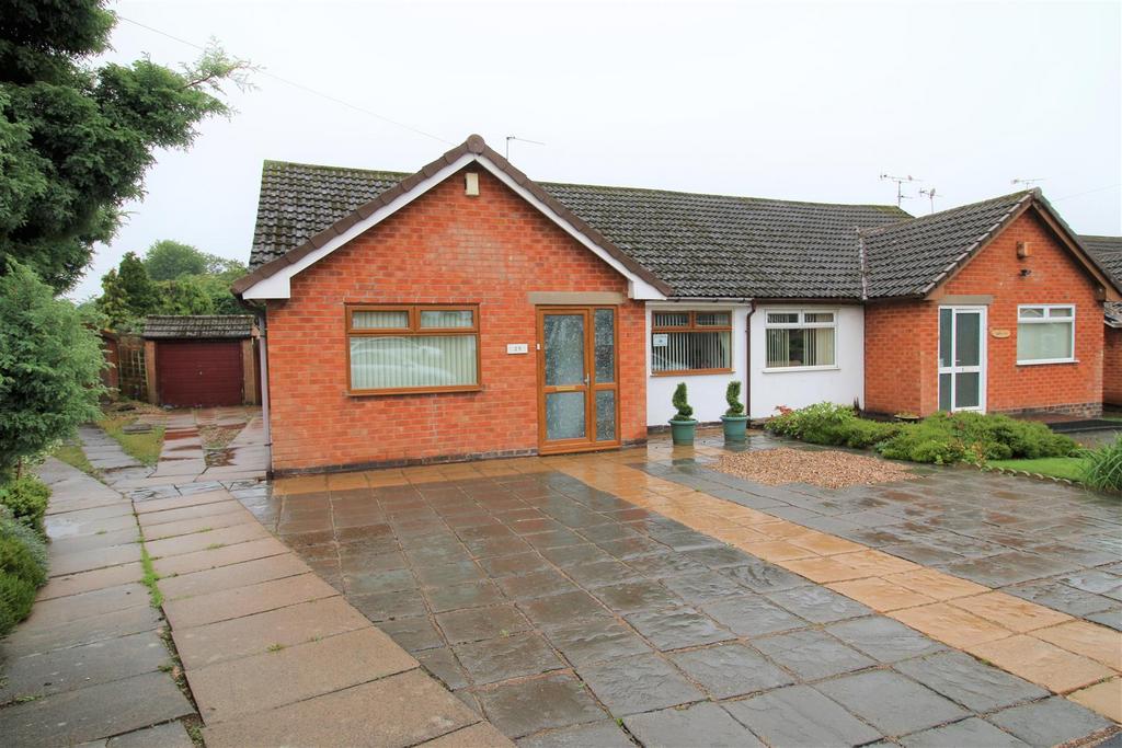 Robert Road, Exhall 2 bed semidetached bungalow £235,000