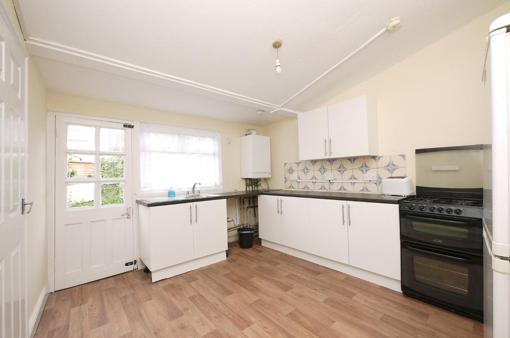 Ramsay Road, London, Greater London, E7 3 bed terraced house £1,950 pcm (£450 pw)