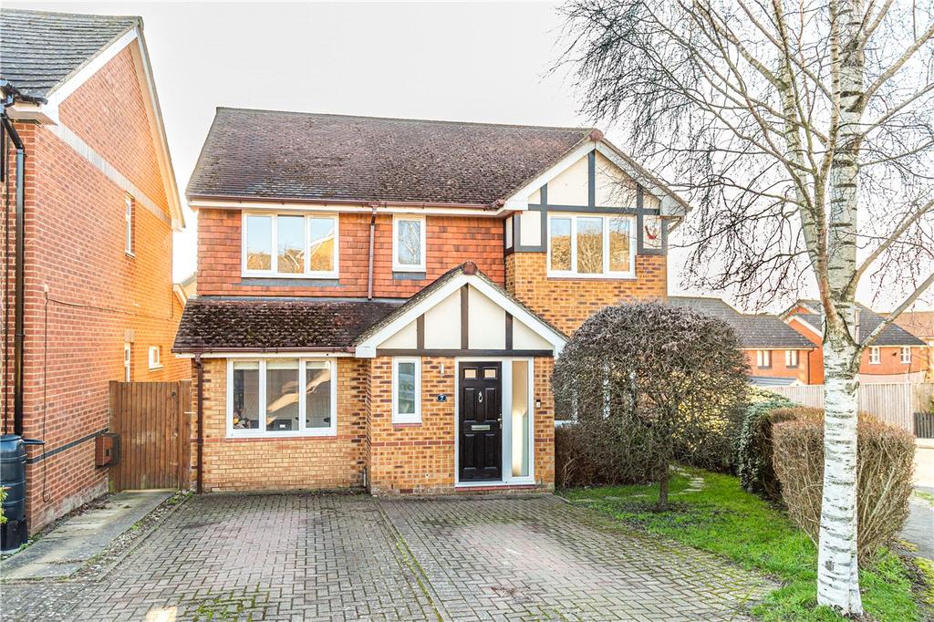 Admiral Way, Berkhamsted, Hertfordshire 4 bed detached house £799,995