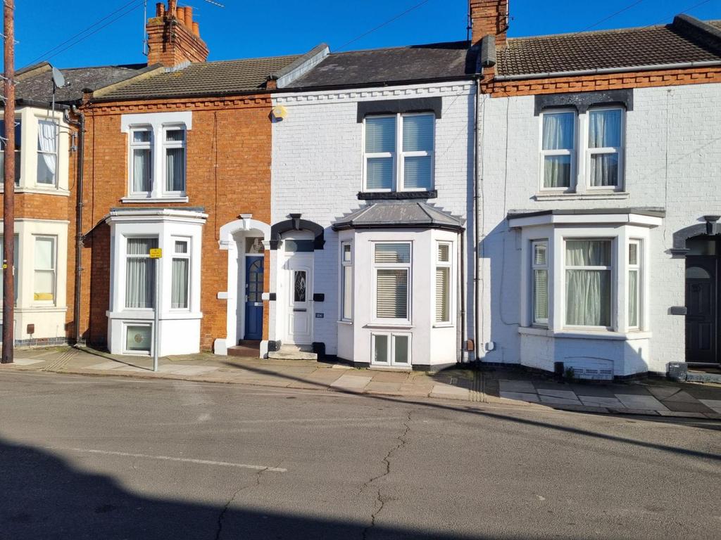 Lutterworth Road, Abington... 3 bed terraced house £285,000