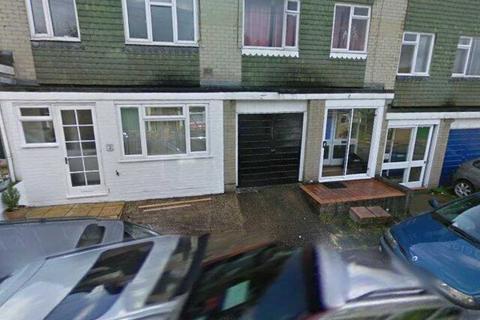 Garage to rent, Hillyfield, Lewes BN7
