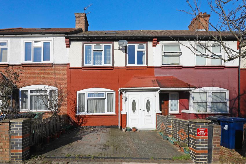 Ealing Park Gardens, Ealing, W5 4 bed house £825,000