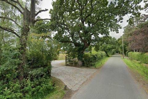 undefined, Heath Lane, Willaston CH64