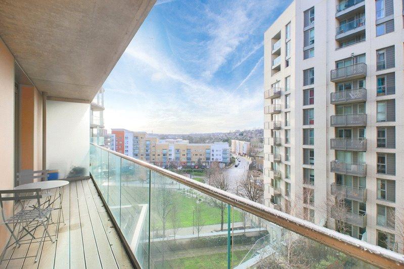 Cornmill Lane, London, SE13 1 bed apartment £1,750 pcm (£404 pw)