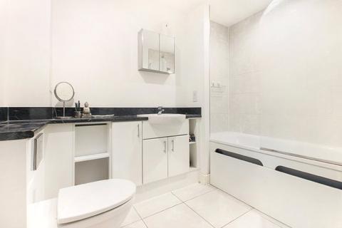 undefined, 168 Sienna Alto, 2, Cornmill Lane SE13
