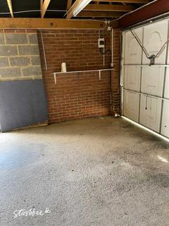 Garage to rent, Sycamore Drive, Bishopdown SP1