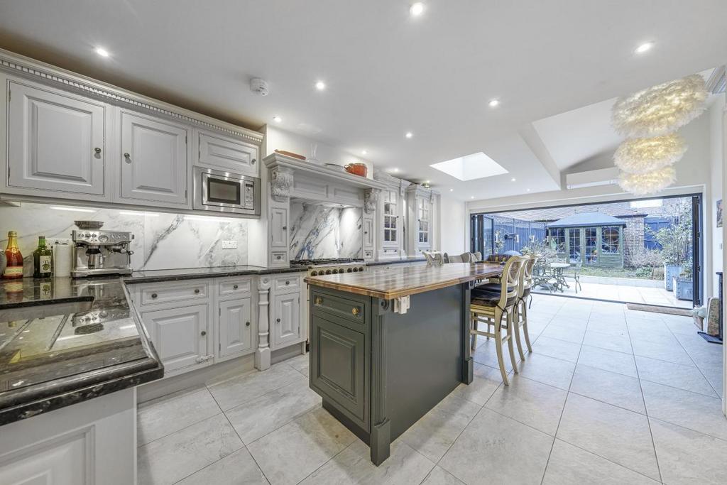 Setchell Estate Setchell Road, London 4 bed terraced house - £1,150,000