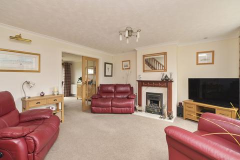 34 Bavelaw Crescent, Penicuik, EH26 9AT