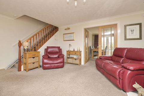 34 Bavelaw Crescent, Penicuik, EH26 9AT