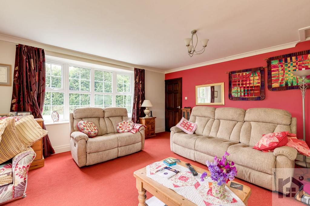 Living room/bedroom four
