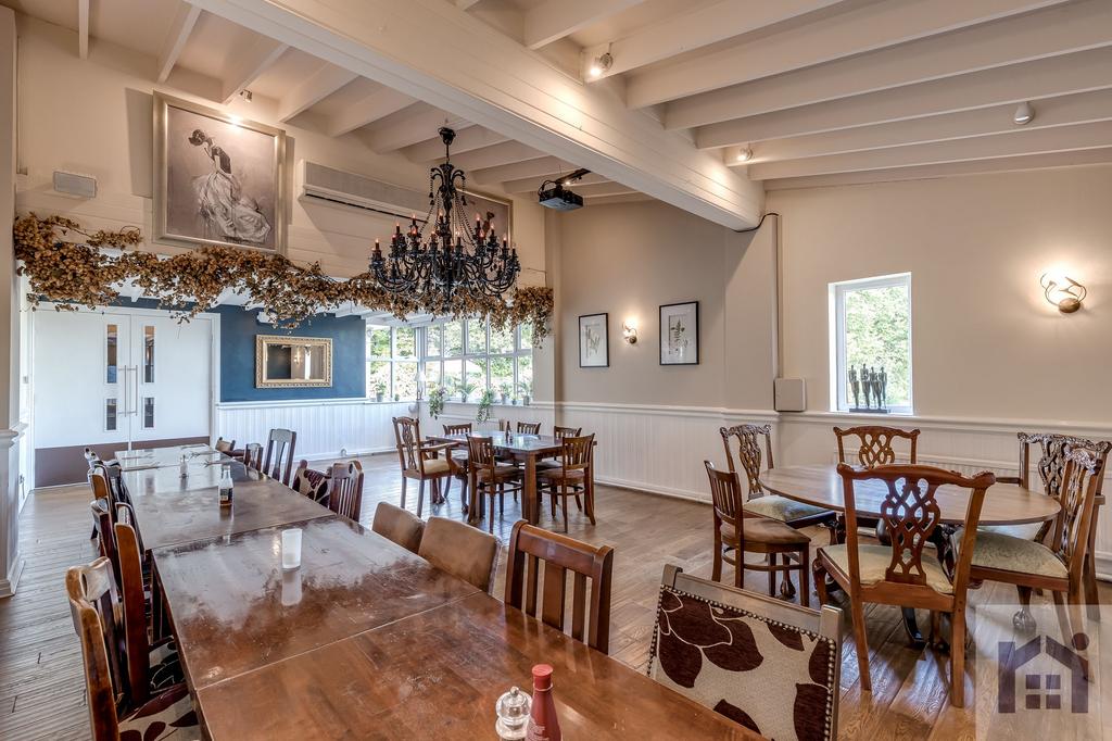 Formal dining room