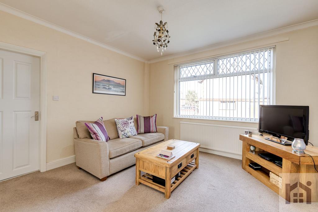 Harrison Road, Chorley, PR7 3HU 3 bed semidetached house £200,000