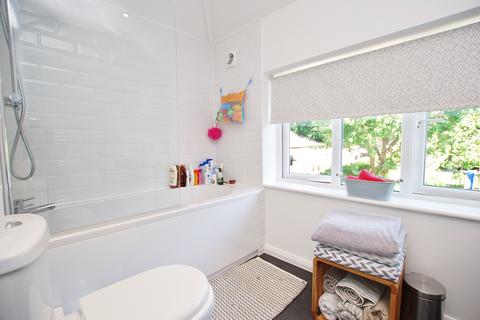 undefined, Foxburrows Avenue, Guildford, Surrey, GU2