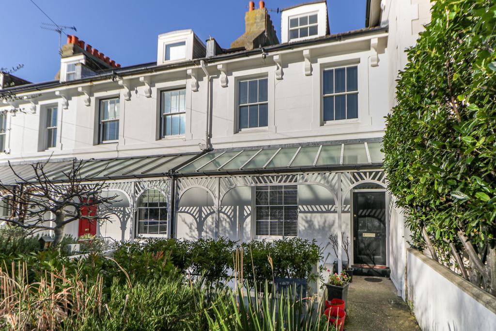 Campbell Road, Southsea 4 bed terraced house for sale £600,000