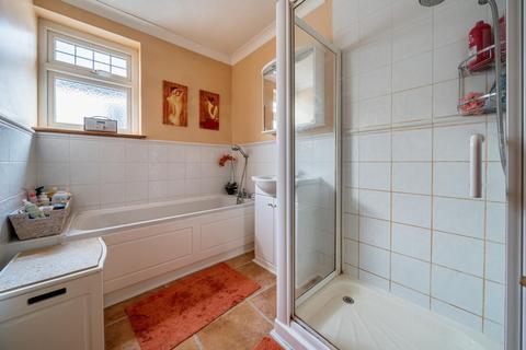 10 Highfield Drive, West Wickham, BR4 9NH