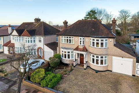 10 Highfield Drive, West Wickham, BR4 9NH