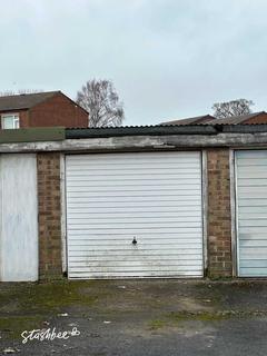 Garage to rent, Pentland Avenue, Clayton BD14