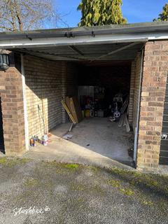 Garage to rent, Wilmslow Road, Heald Green SK8