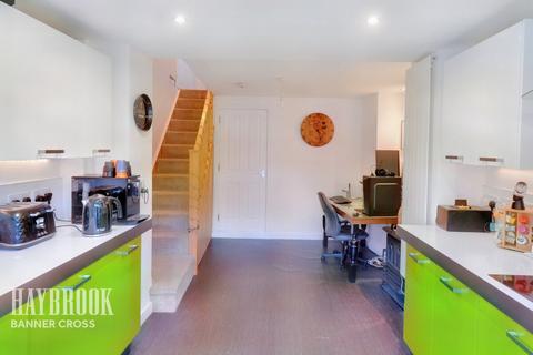 33 Baslow Road, Sheffield, S17 4DL