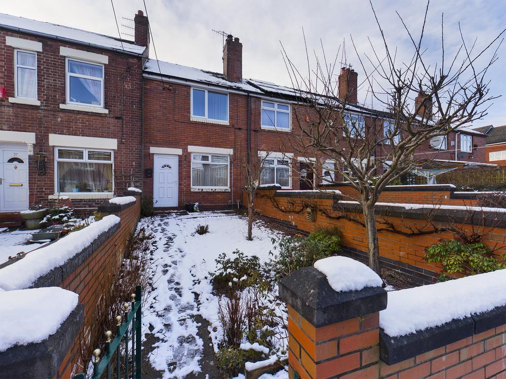 East Terrace, Fegg Hayes, StokeonTrent, ST6 2 bed terraced house for