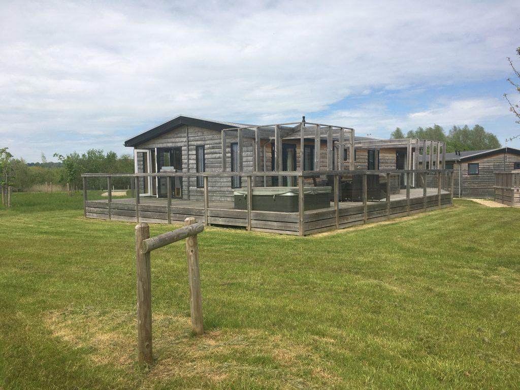 Cherry Bird Country Park - 208499