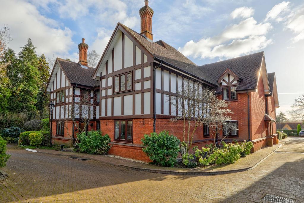 Avenue Road, Dorridge, B93 2 bed flat for sale £350,000