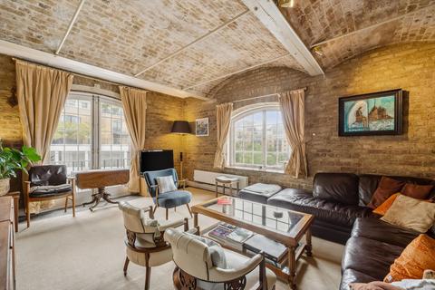 2 bedroom apartment for sale, Ivory House, St Katharine Docks, London, E1W