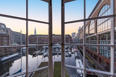 2 bedroom apartment for sale, Ivory House, St Katharine Docks, London, E1W