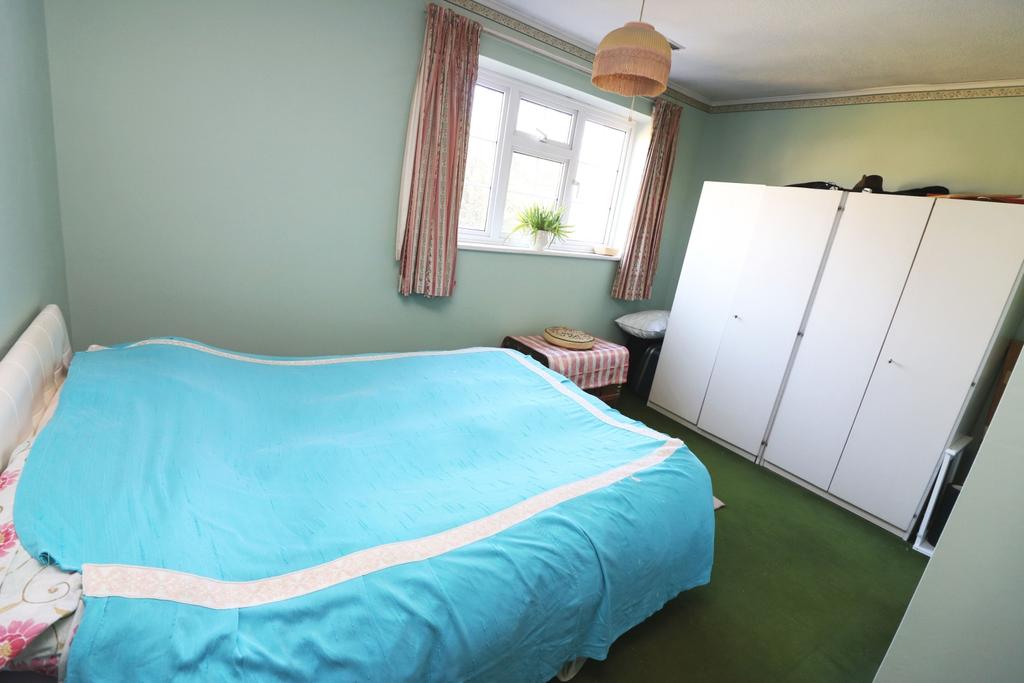 30 Manor Leaze B1