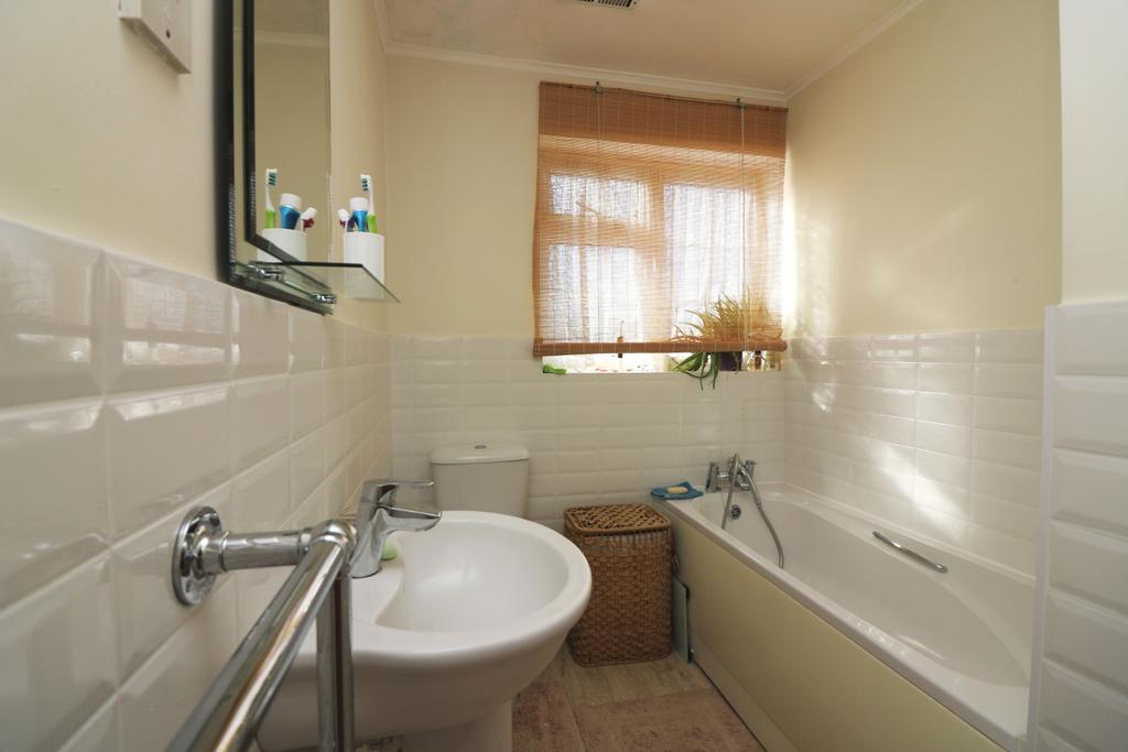 30 Manor Leaze Bath