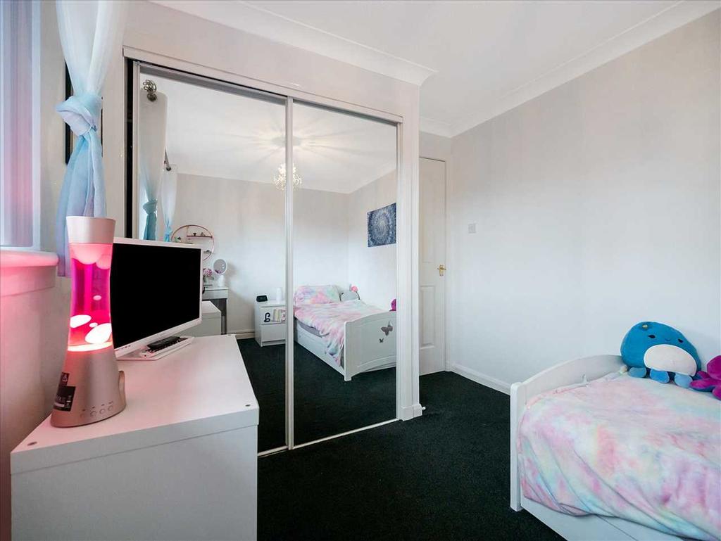 Bedroom Two (2)