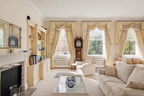 3 bedroom flat for sale, Queen's Gate Gardens, South Kensington, London, SW7