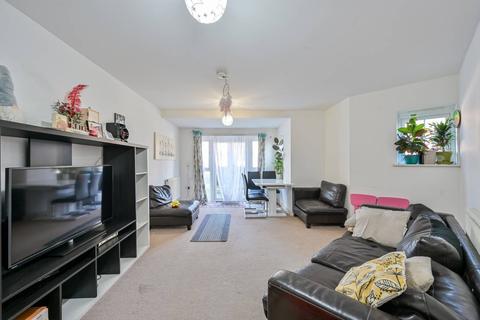 Flat 18, Quince House Hemlock Close, London, SW16 5PN