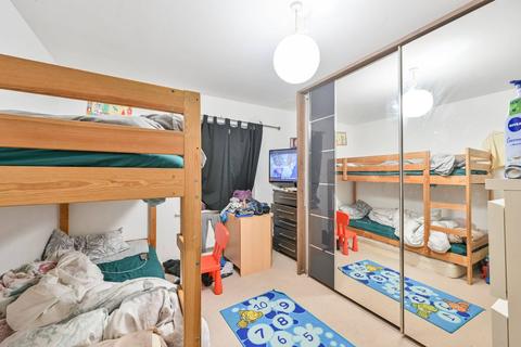 Flat 18, Quince House Hemlock Close, London, SW16 5PN