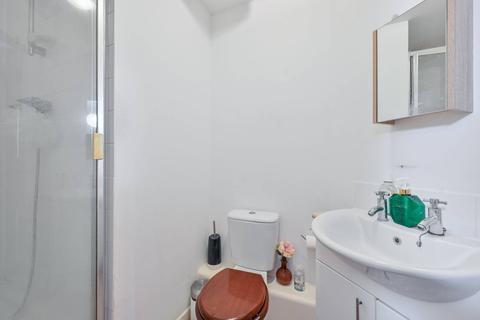 Flat 18, Quince House Hemlock Close, London, SW16 5PN