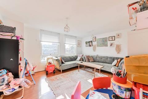 Winkfield Road, Wood Green, London, N22
