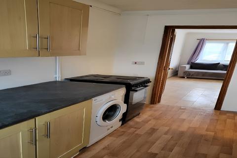 Flat to rent, Maidstone, ME15