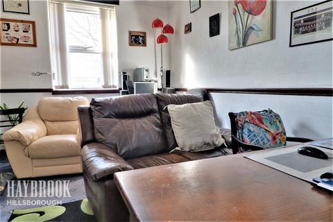 7 Barrie Road, Sheffield, S5 8RR