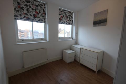 2 bedroom apartment to rent, Courthill Road, Lewisham, London, SE13