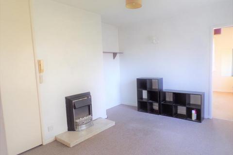 1 bedroom apartment to rent, Travis Road, Cottingham, Hull, HU16 5EU