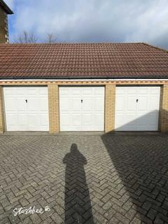 Garage to rent, Harrison Road, Waltham Abbey EN9