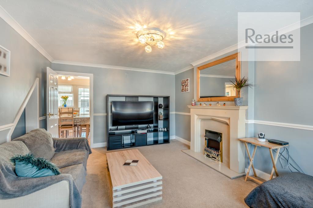 Coniston Close, Connah's Quay CH5 4 3 bed semidetached house for sale
