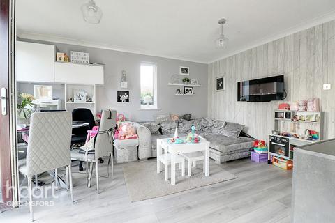 55 Fawkner Close, Chelmsford, CM2 6UP