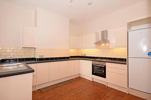 6 Stapleton Road, London, SW17 8AU